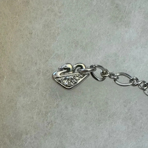 Swarovski Silver Necklace with Clear Crystal Pendant - Picture 3 of 5